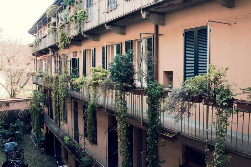 Design Studio Centro Storico Apartment Milan Exterior photo